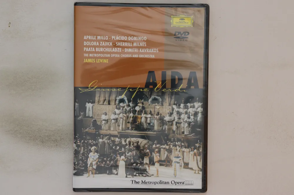 Genuine James Levine, Metropolitan Opera Orchestra, Aprile Millo, Plácido Domingo - Verdi's opera "Aida" Records Mail Order RECORD CITY Japan